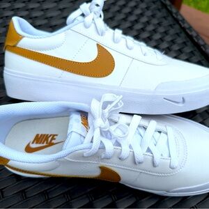 Nike White and Gold court shot Sneakers Mens 7 / women’s 8.5